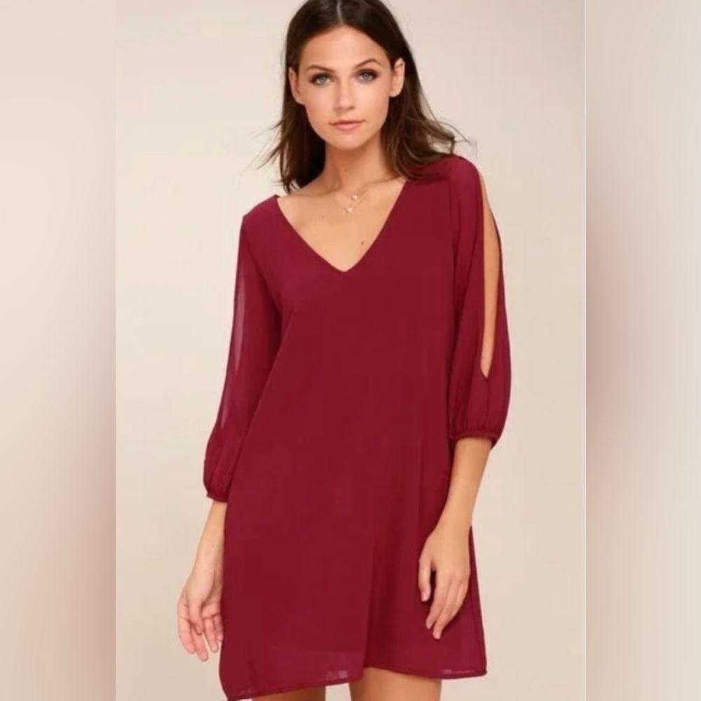 LULUS BURGUNDY V NECK SHIFT DRESS GUC SZ XS CAREER DATE NIGHT WEDDING PARTY